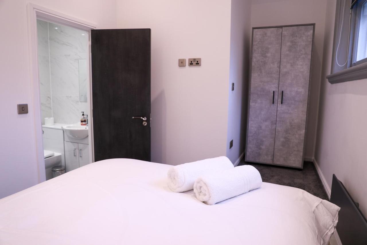 16 Queen Avenue City Centre Serviced Apartment W Free Parking Liverpool Exterior foto